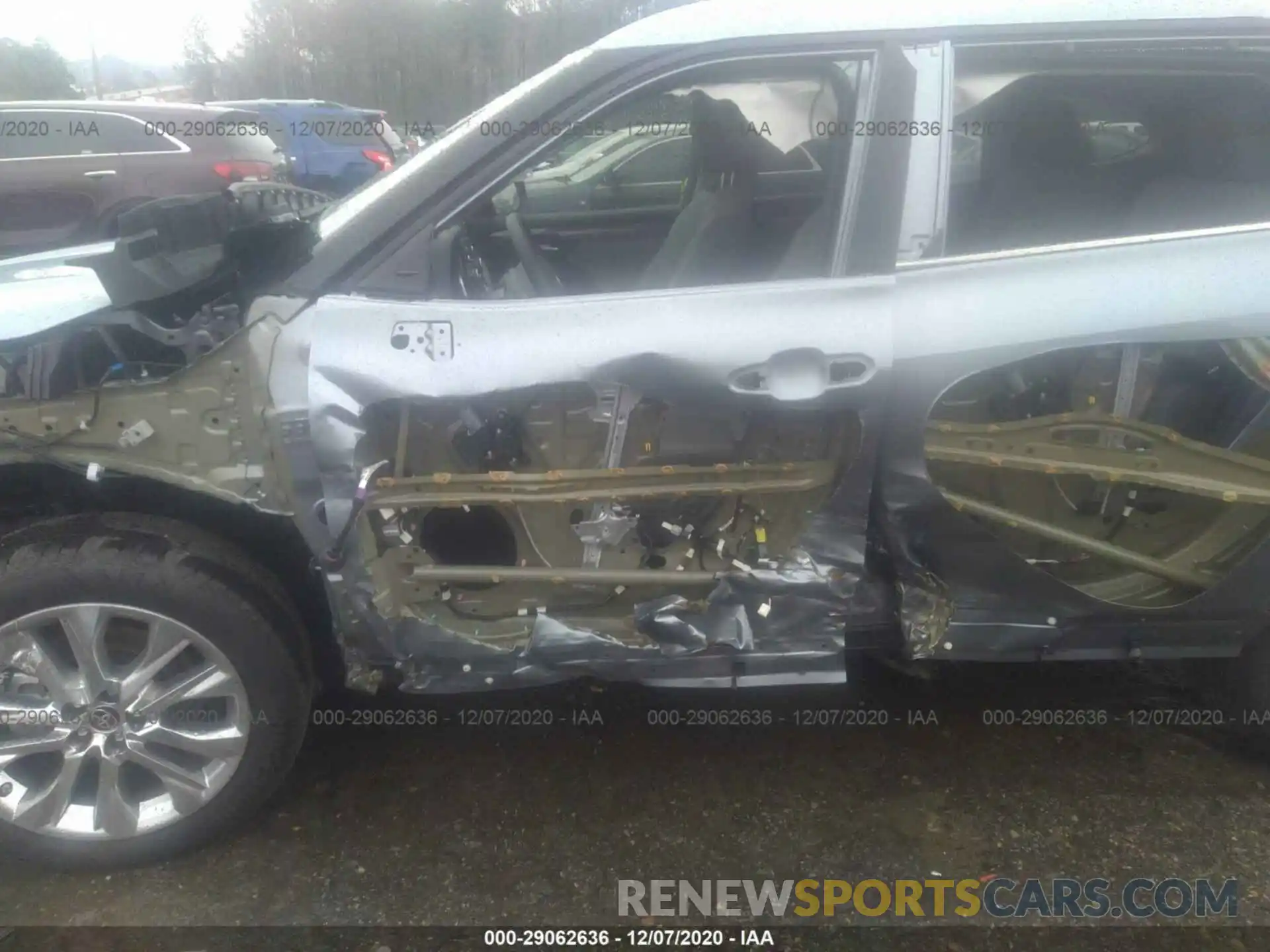 6 Photograph of a damaged car 5TDDZRBH3LS045353 TOYOTA HIGHLANDER 2020