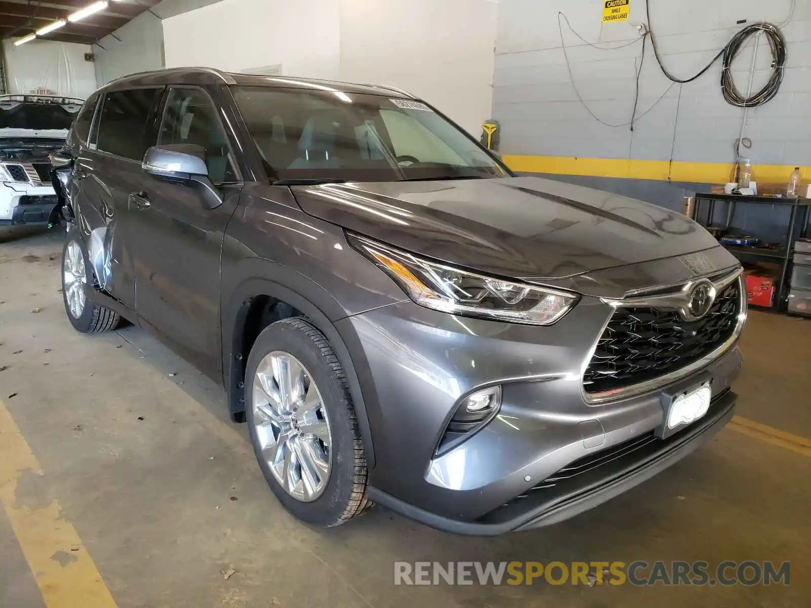 1 Photograph of a damaged car 5TDDZRBH3LS056188 TOYOTA HIGHLANDER 2020