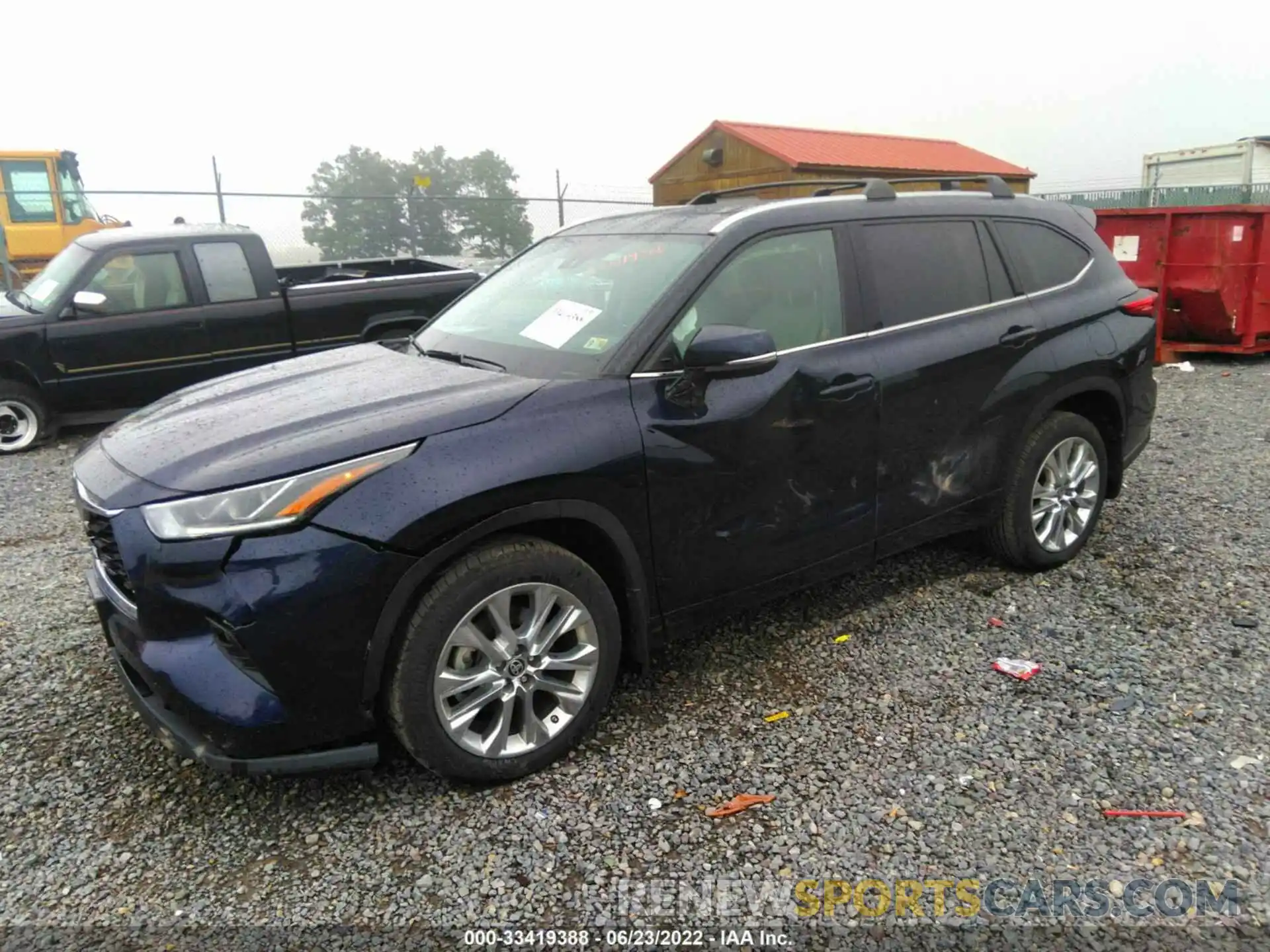 2 Photograph of a damaged car 5TDDZRBH4LS036757 TOYOTA HIGHLANDER 2020