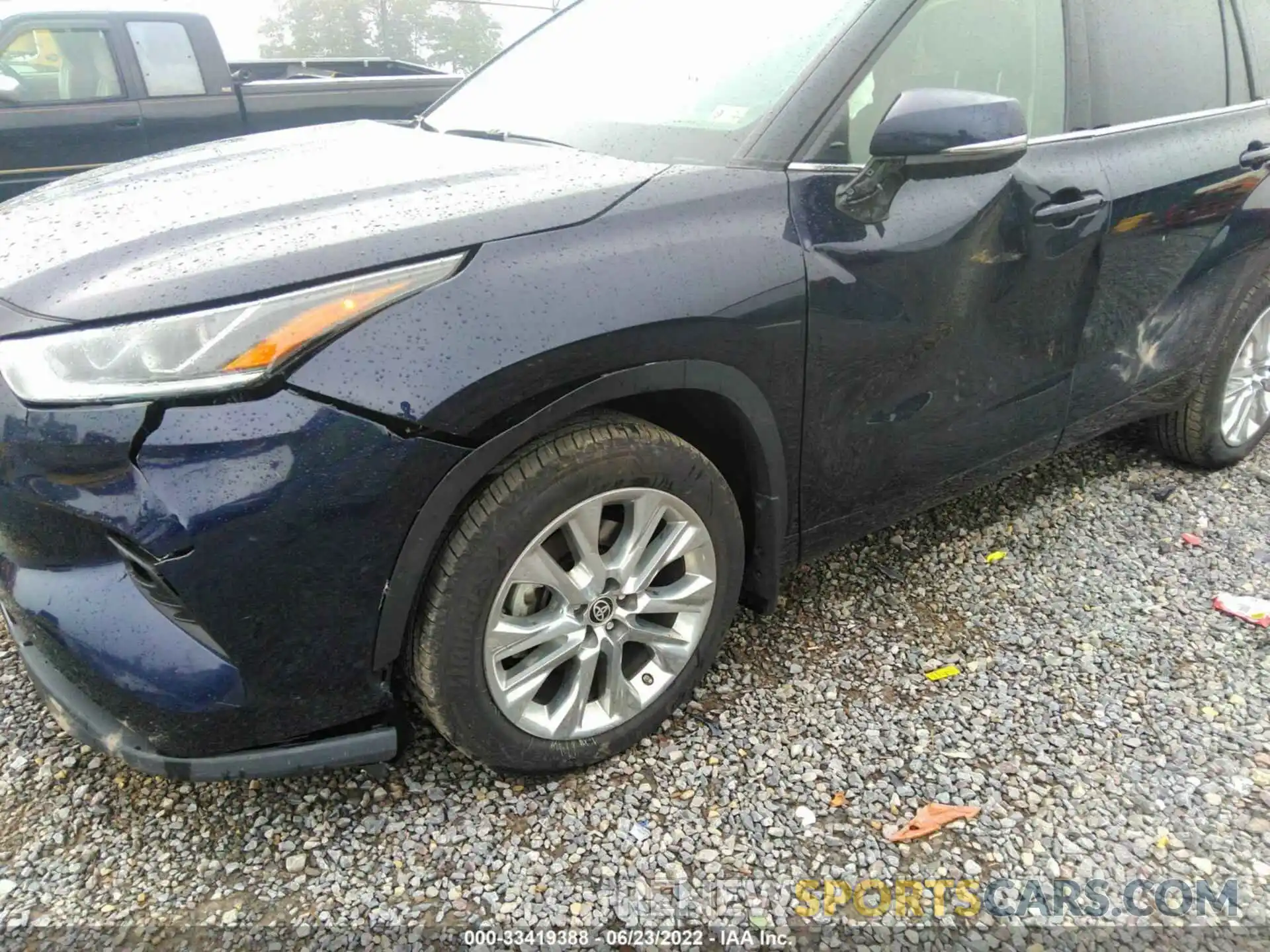 6 Photograph of a damaged car 5TDDZRBH4LS036757 TOYOTA HIGHLANDER 2020