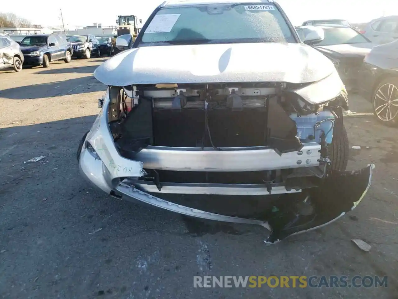 9 Photograph of a damaged car 5TDDZRBH4LS039528 TOYOTA HIGHLANDER 2020