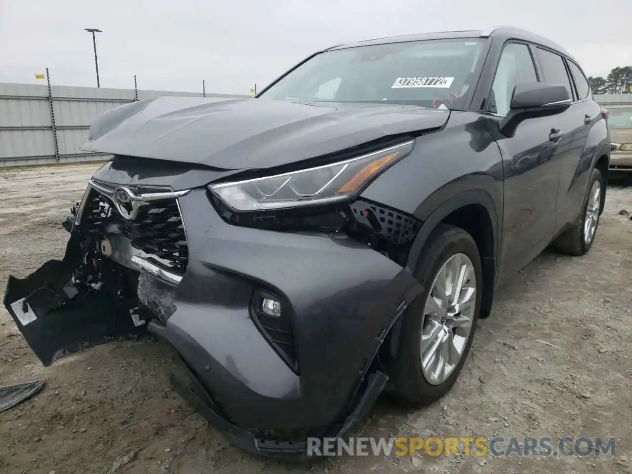 2 Photograph of a damaged car 5TDDZRBH4LS046091 TOYOTA HIGHLANDER 2020