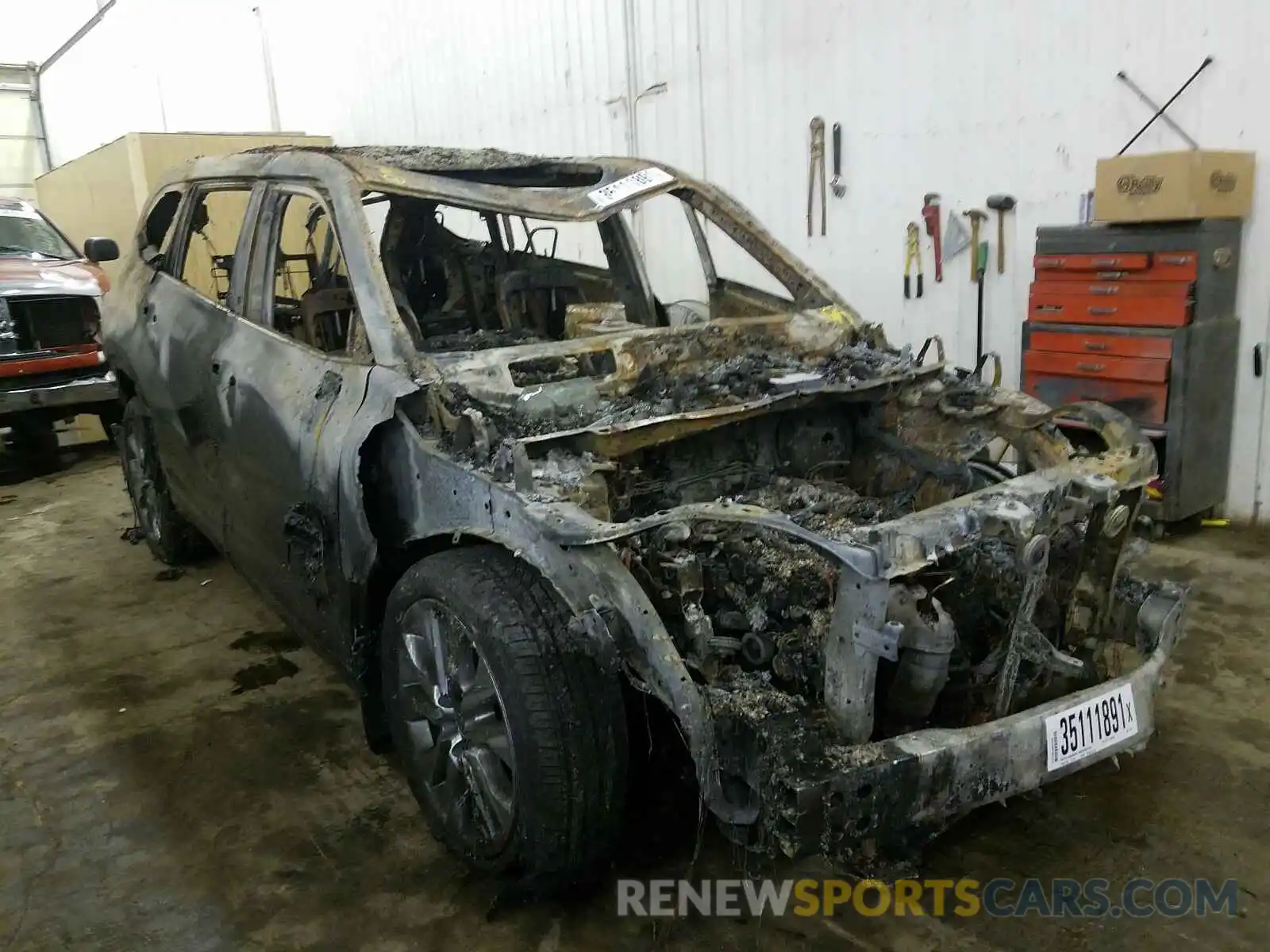 1 Photograph of a damaged car 5TDDZRBH5LS014475 TOYOTA HIGHLANDER 2020