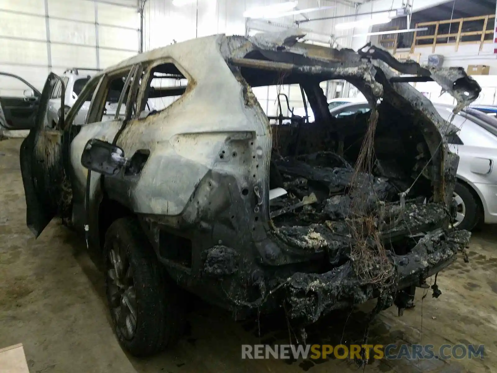 3 Photograph of a damaged car 5TDDZRBH5LS014475 TOYOTA HIGHLANDER 2020