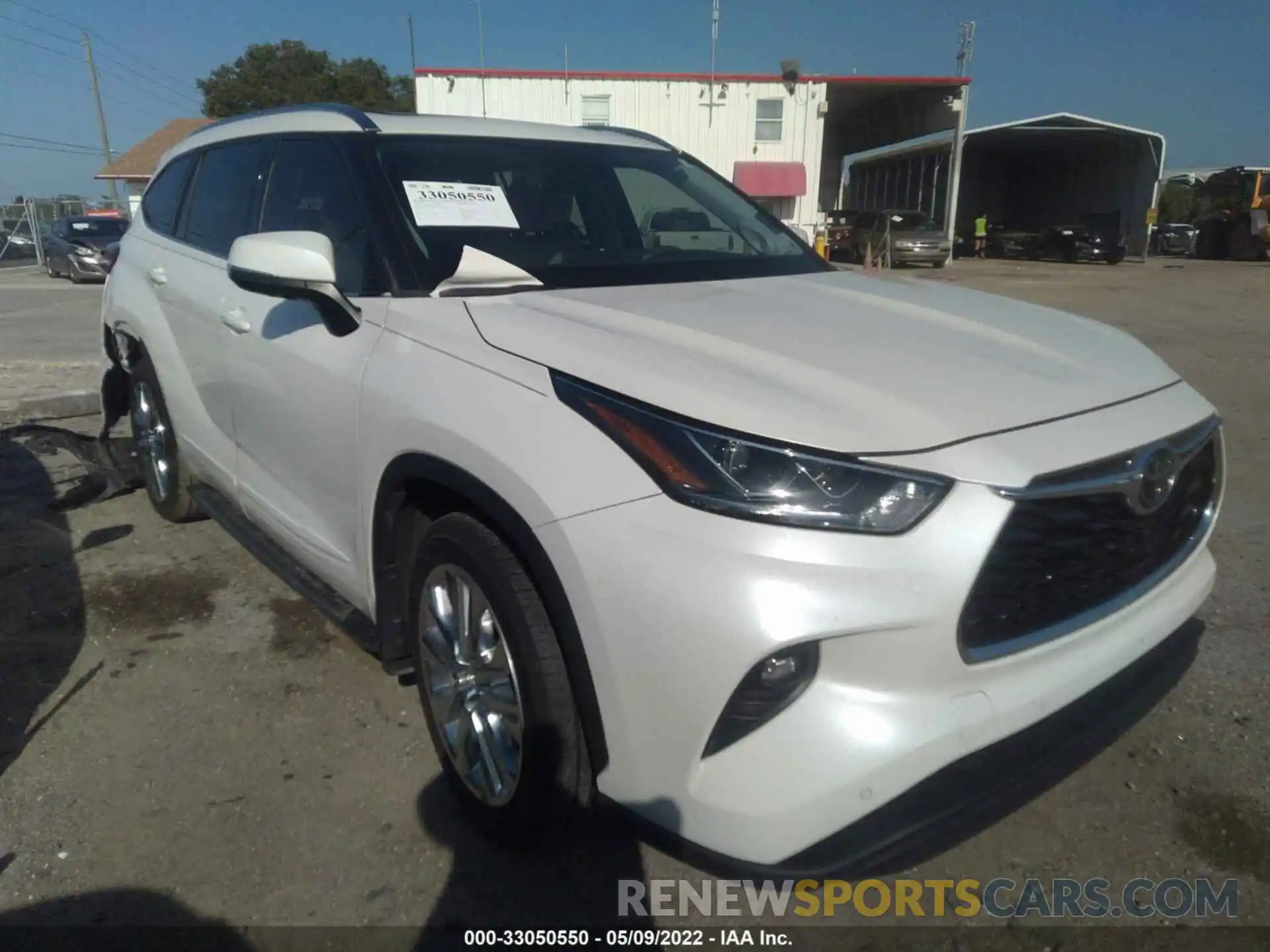 1 Photograph of a damaged car 5TDDZRBH5LS032670 TOYOTA HIGHLANDER 2020