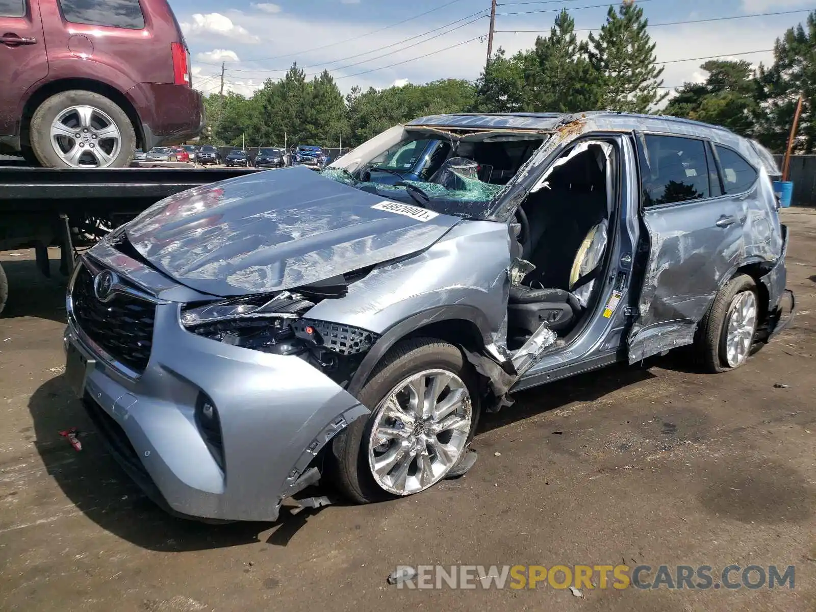 9 Photograph of a damaged car 5TDDZRBH6LS005848 TOYOTA HIGHLANDER 2020