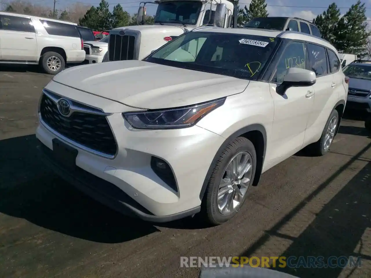 9 Photograph of a damaged car 5TDDZRBH6LS009320 TOYOTA HIGHLANDER 2020