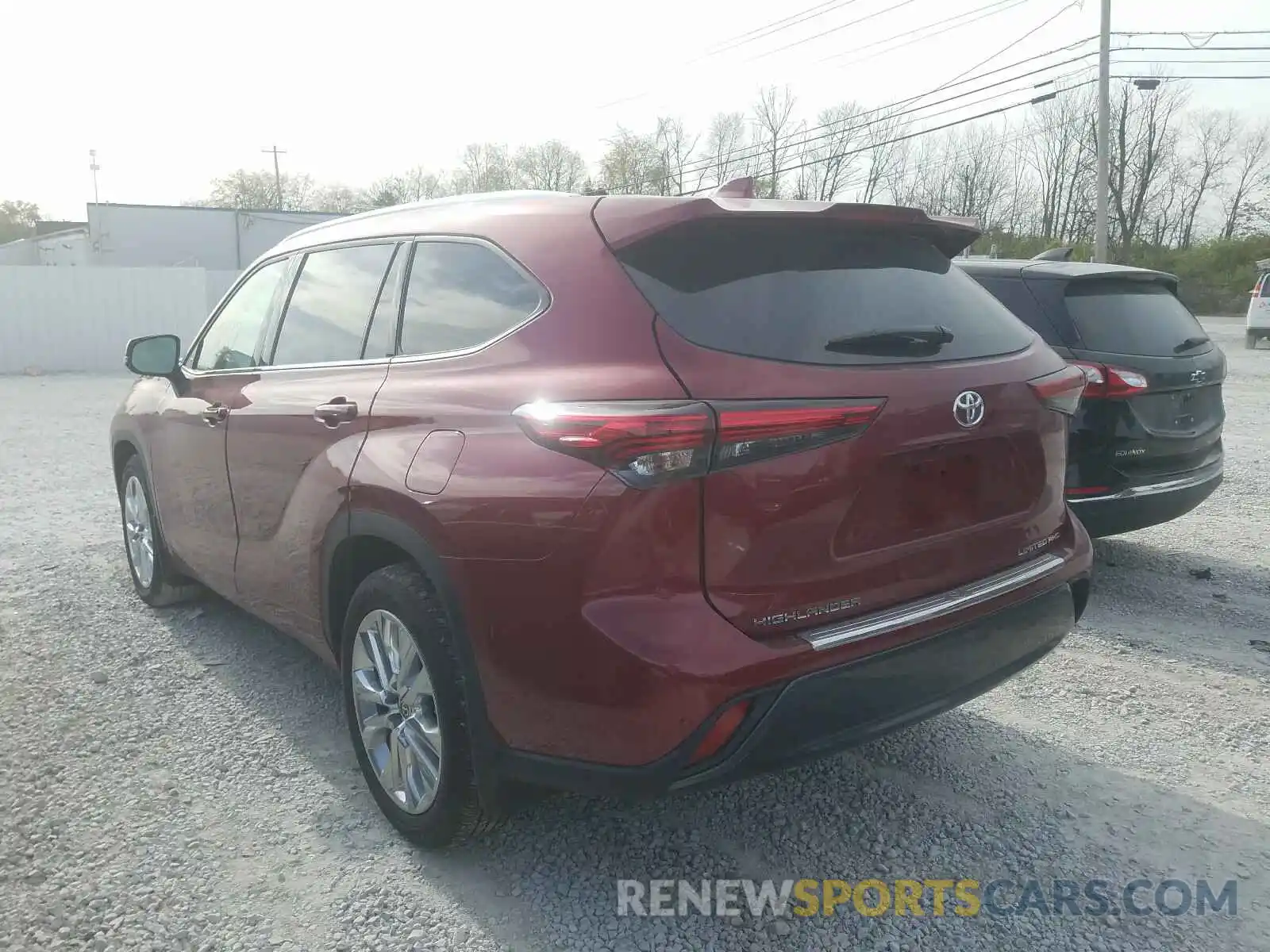 3 Photograph of a damaged car 5TDDZRBH6LS010936 TOYOTA HIGHLANDER 2020