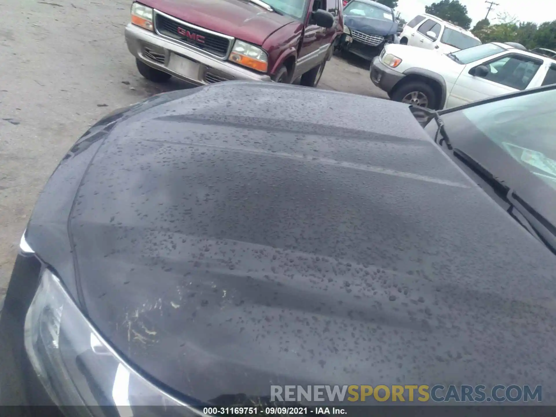 10 Photograph of a damaged car 5TDDZRBH6LS029552 TOYOTA HIGHLANDER 2020