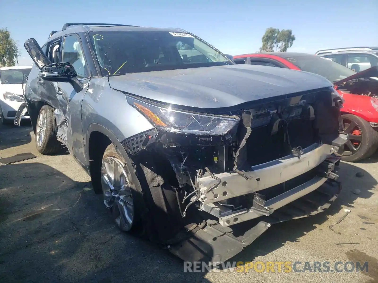 1 Photograph of a damaged car 5TDDZRBH7LS004935 TOYOTA HIGHLANDER 2020