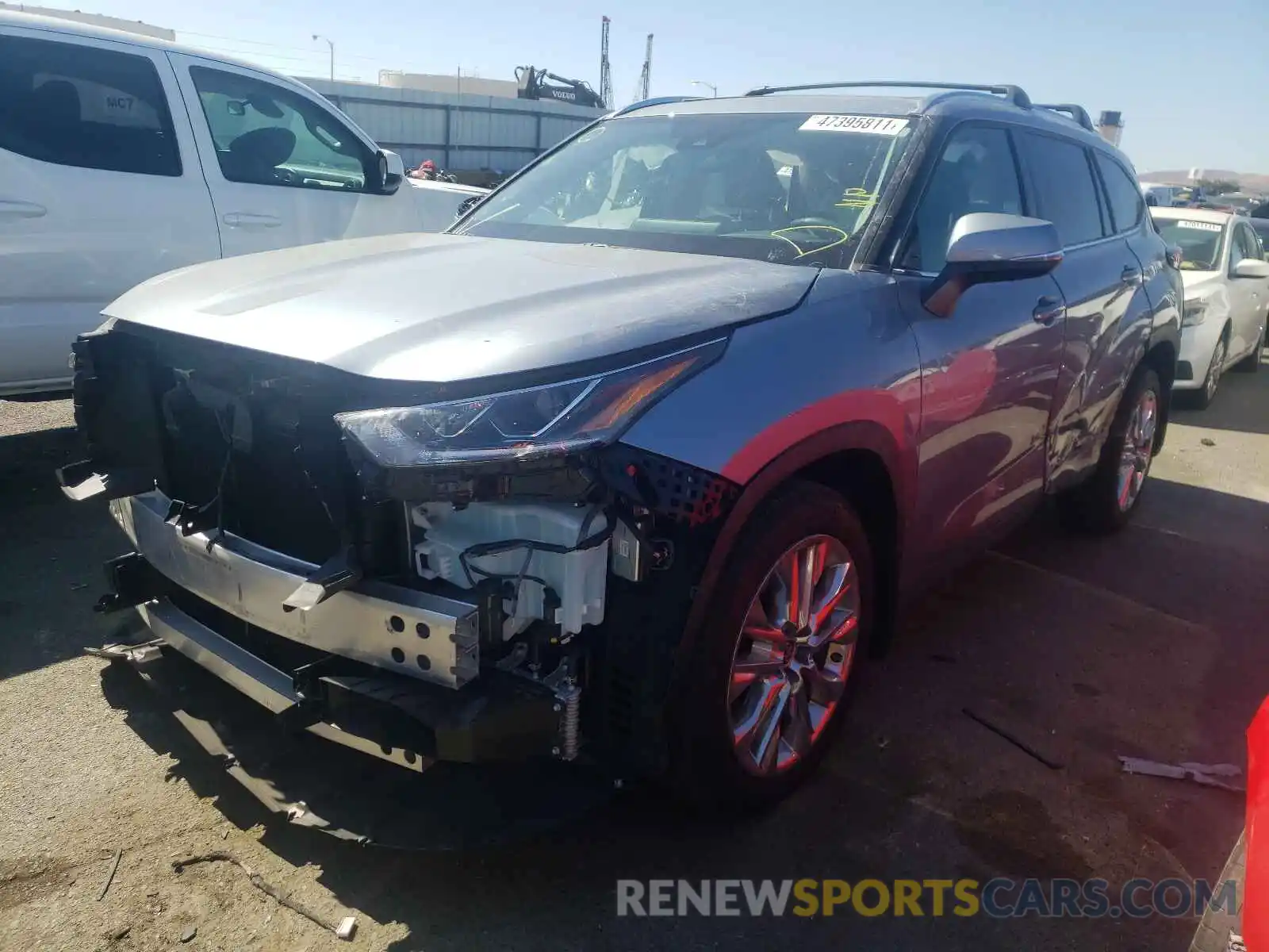 2 Photograph of a damaged car 5TDDZRBH7LS004935 TOYOTA HIGHLANDER 2020