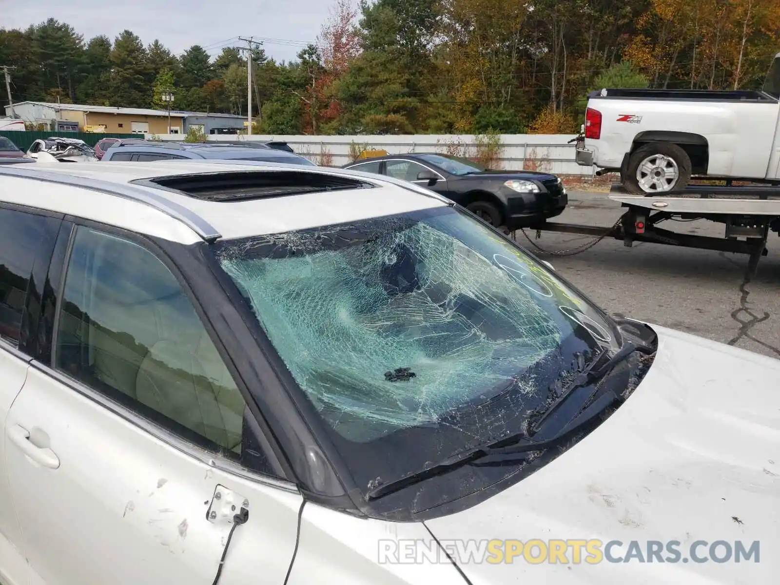 9 Photograph of a damaged car 5TDDZRBH7LS026692 TOYOTA HIGHLANDER 2020