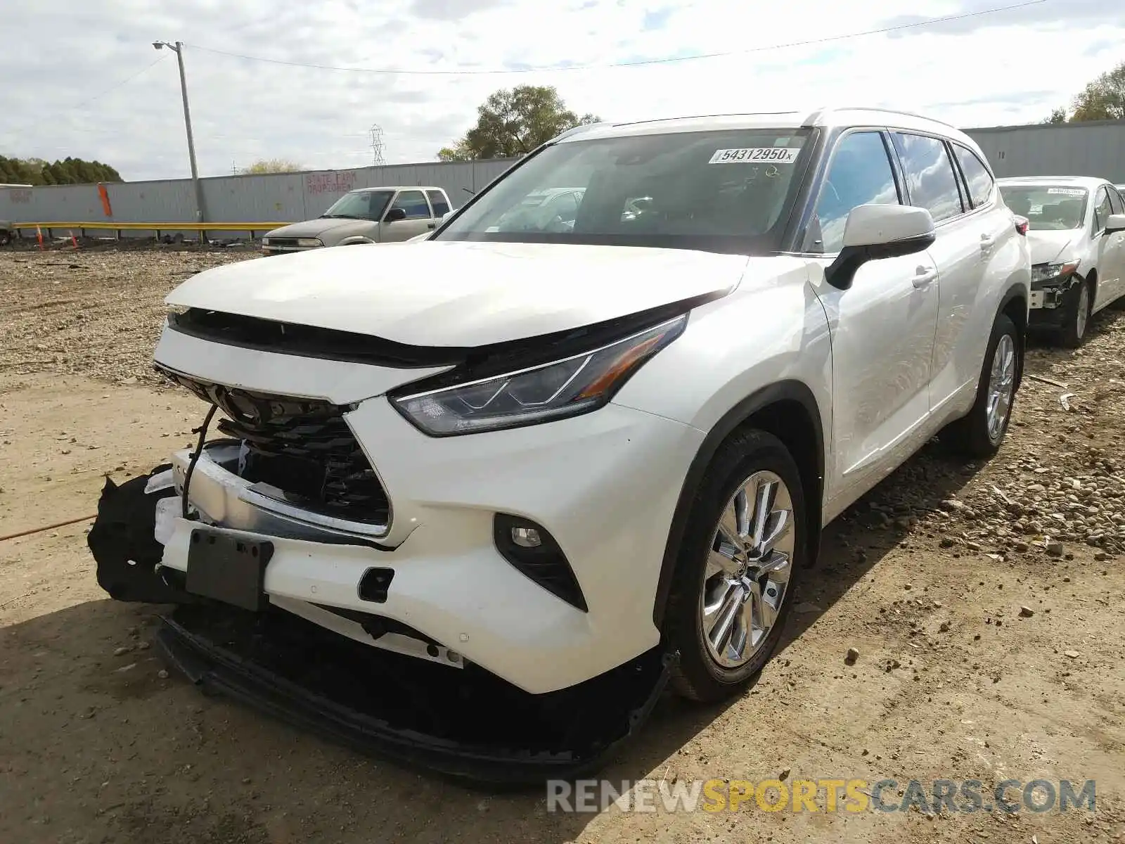 2 Photograph of a damaged car 5TDDZRBH7LS044156 TOYOTA HIGHLANDER 2020