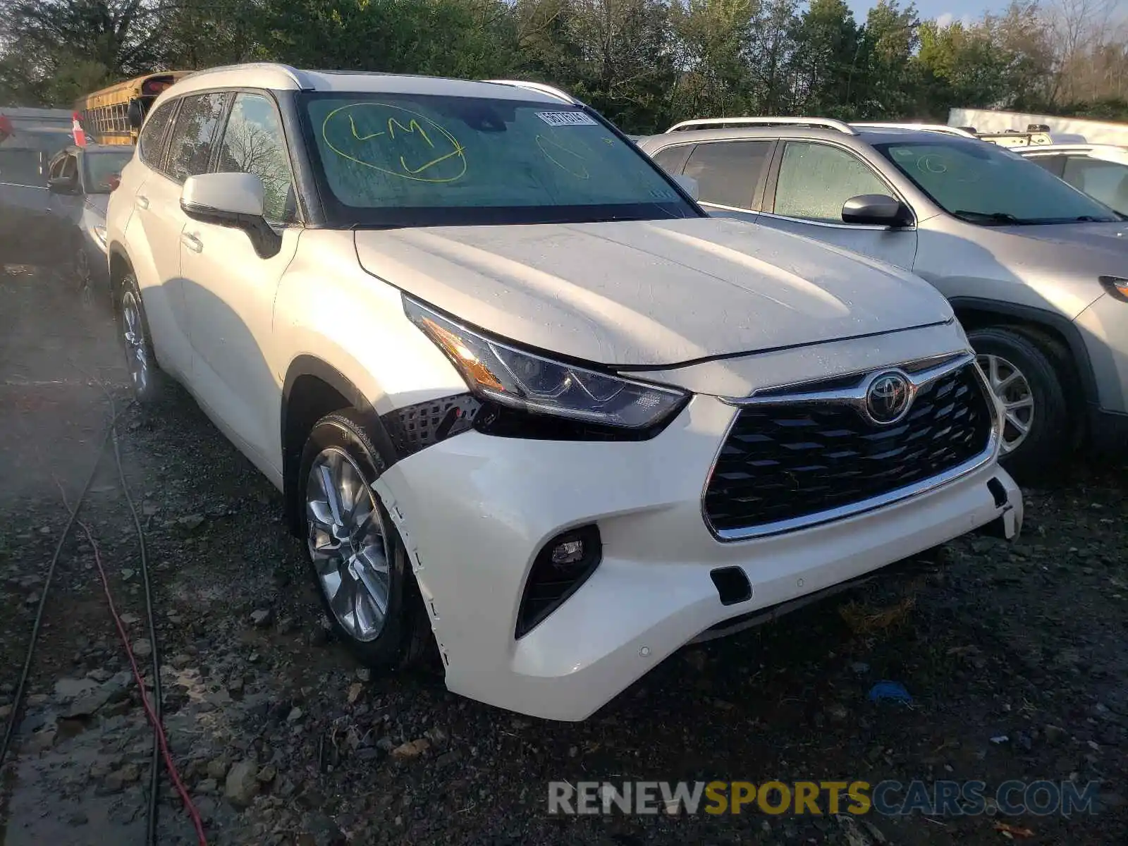 1 Photograph of a damaged car 5TDDZRBH8LS006645 TOYOTA HIGHLANDER 2020