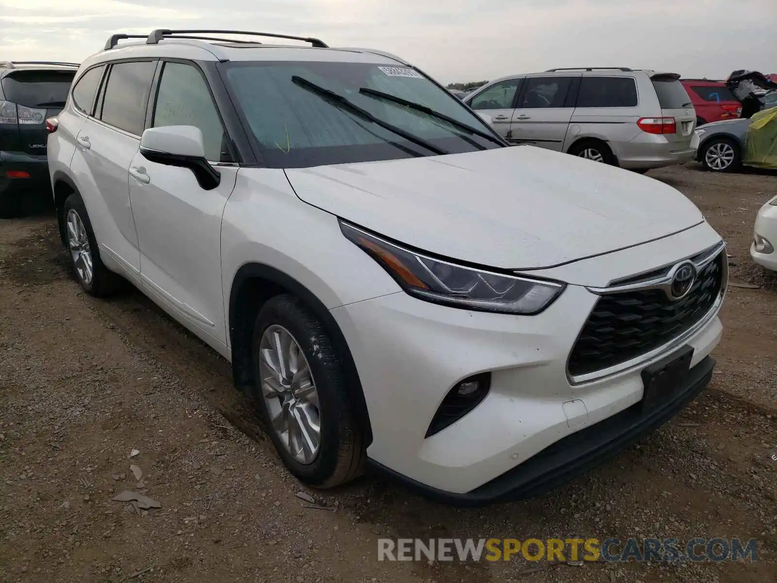 1 Photograph of a damaged car 5TDDZRBH9LS014883 TOYOTA HIGHLANDER 2020