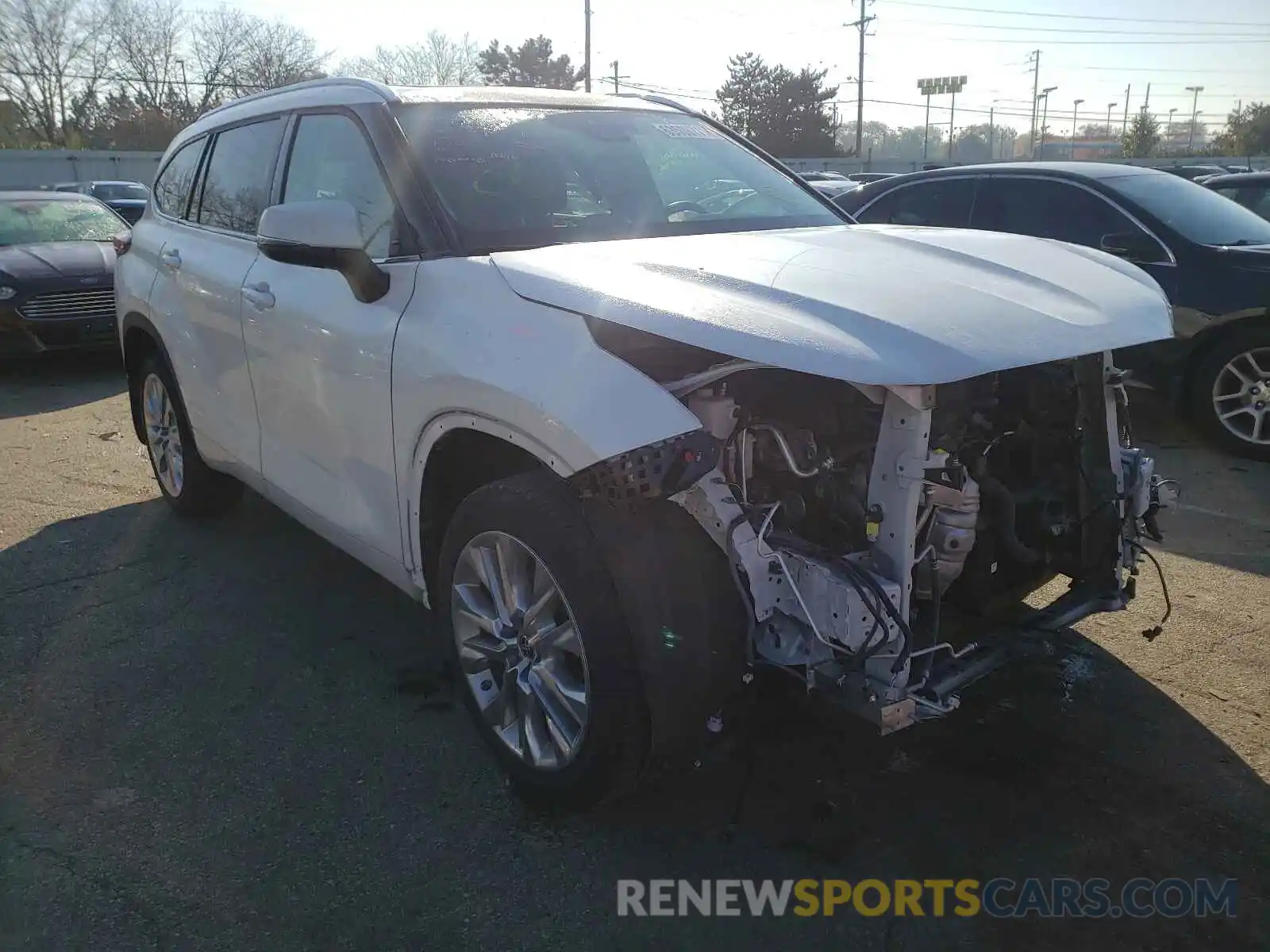 1 Photograph of a damaged car 5TDDZRBHXLS008610 TOYOTA HIGHLANDER 2020