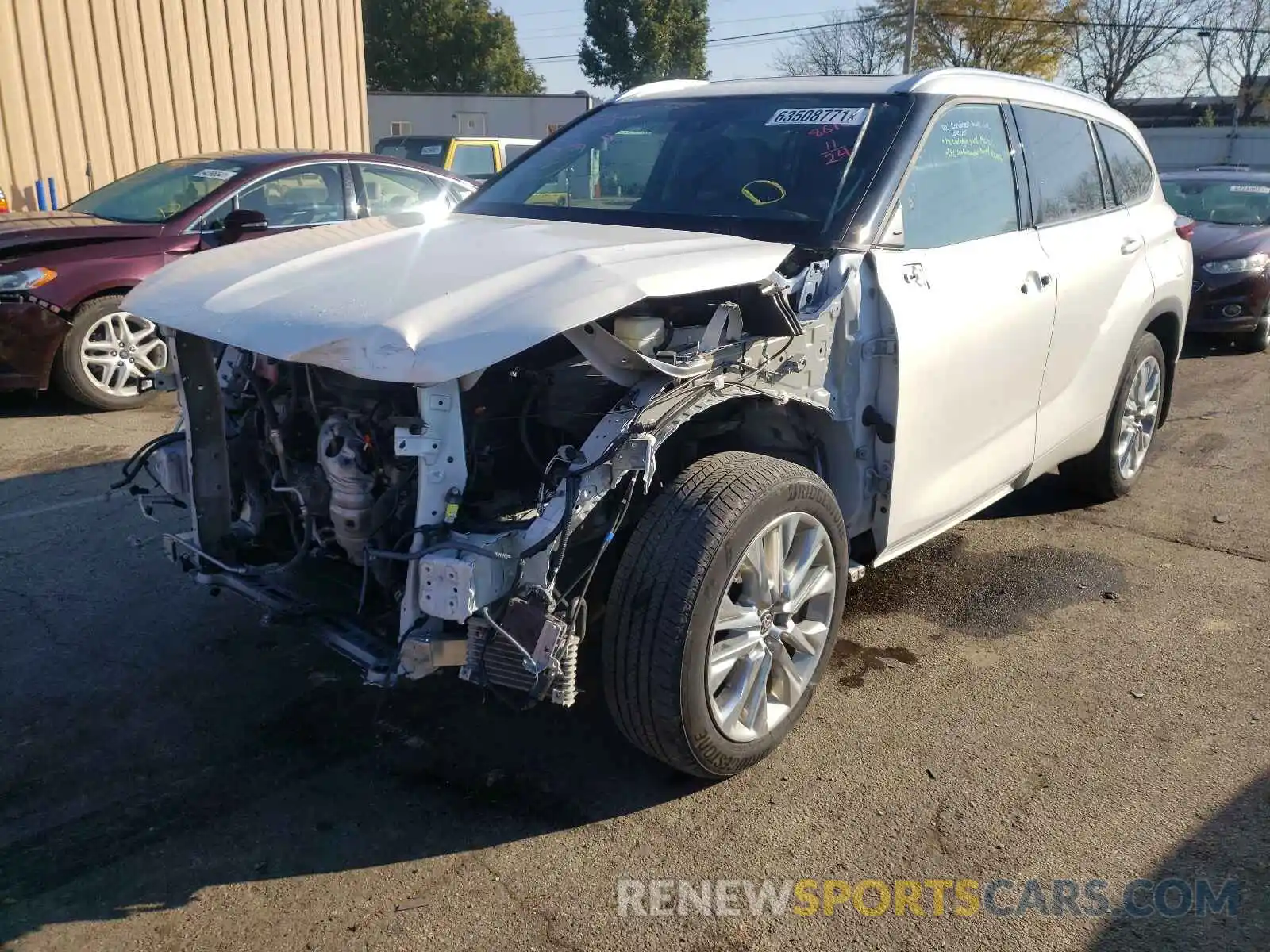 2 Photograph of a damaged car 5TDDZRBHXLS008610 TOYOTA HIGHLANDER 2020