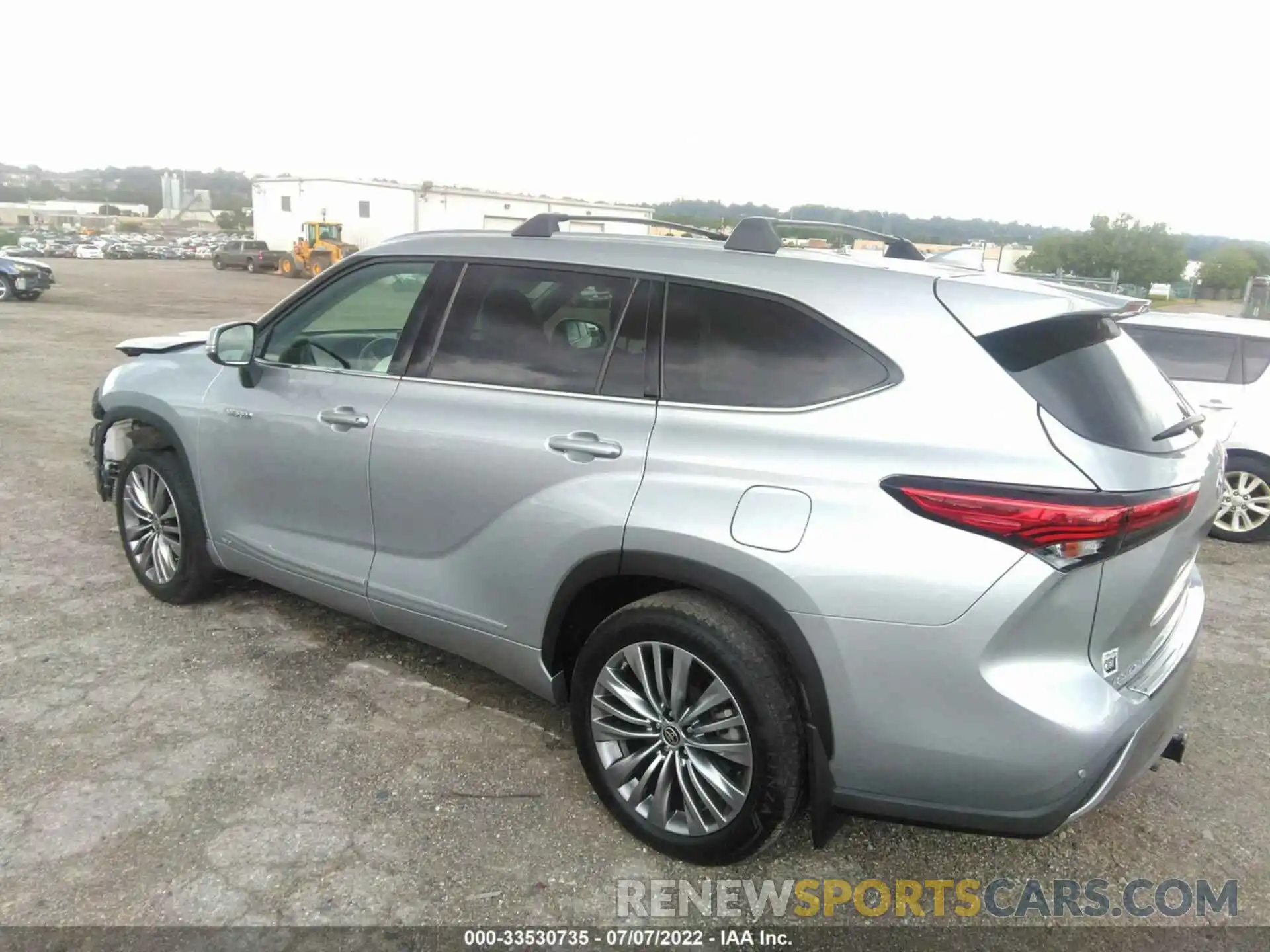 3 Photograph of a damaged car 5TDEBRCH0LS006615 TOYOTA HIGHLANDER 2020