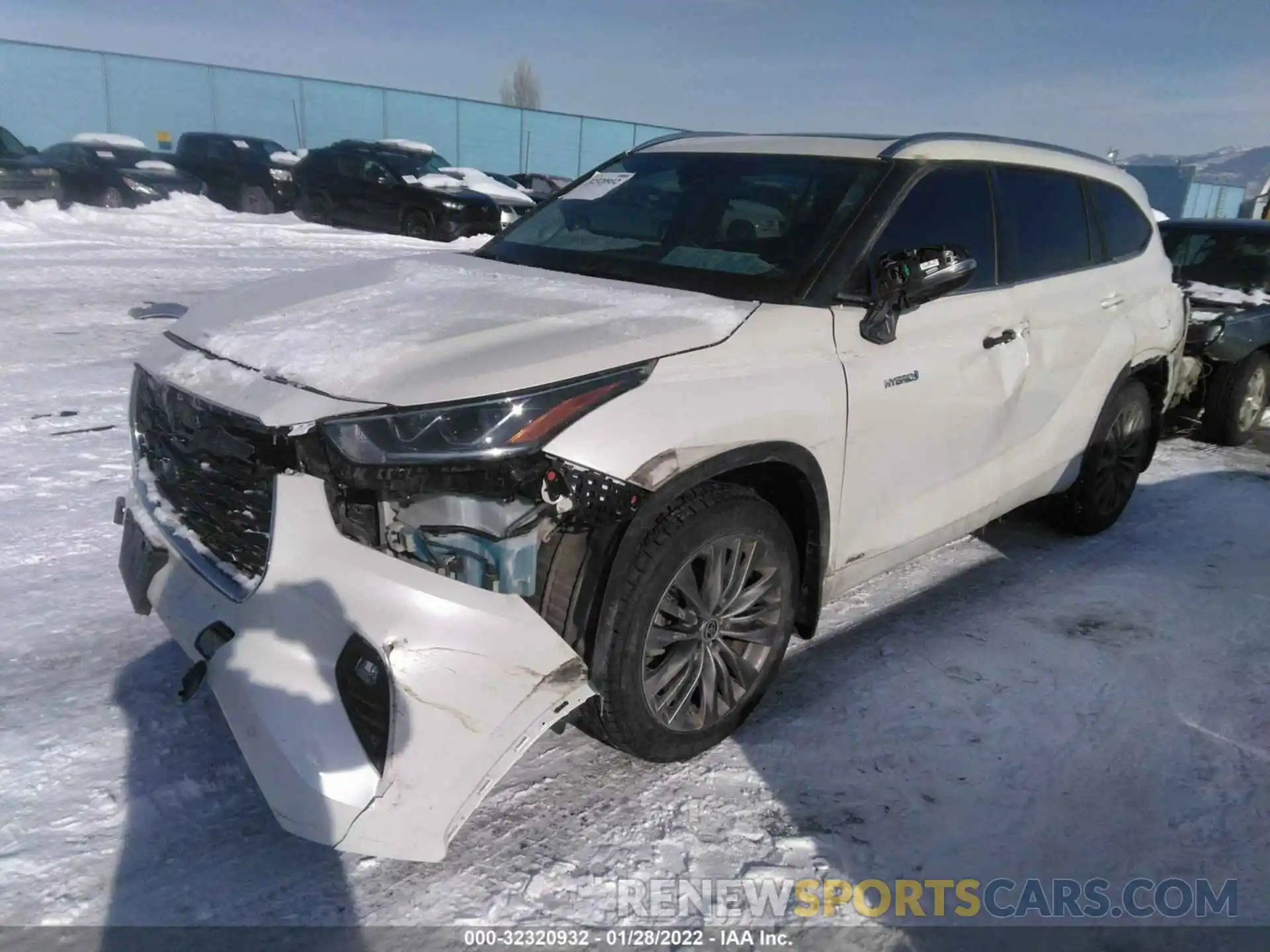 2 Photograph of a damaged car 5TDEBRCH0LS010261 TOYOTA HIGHLANDER 2020