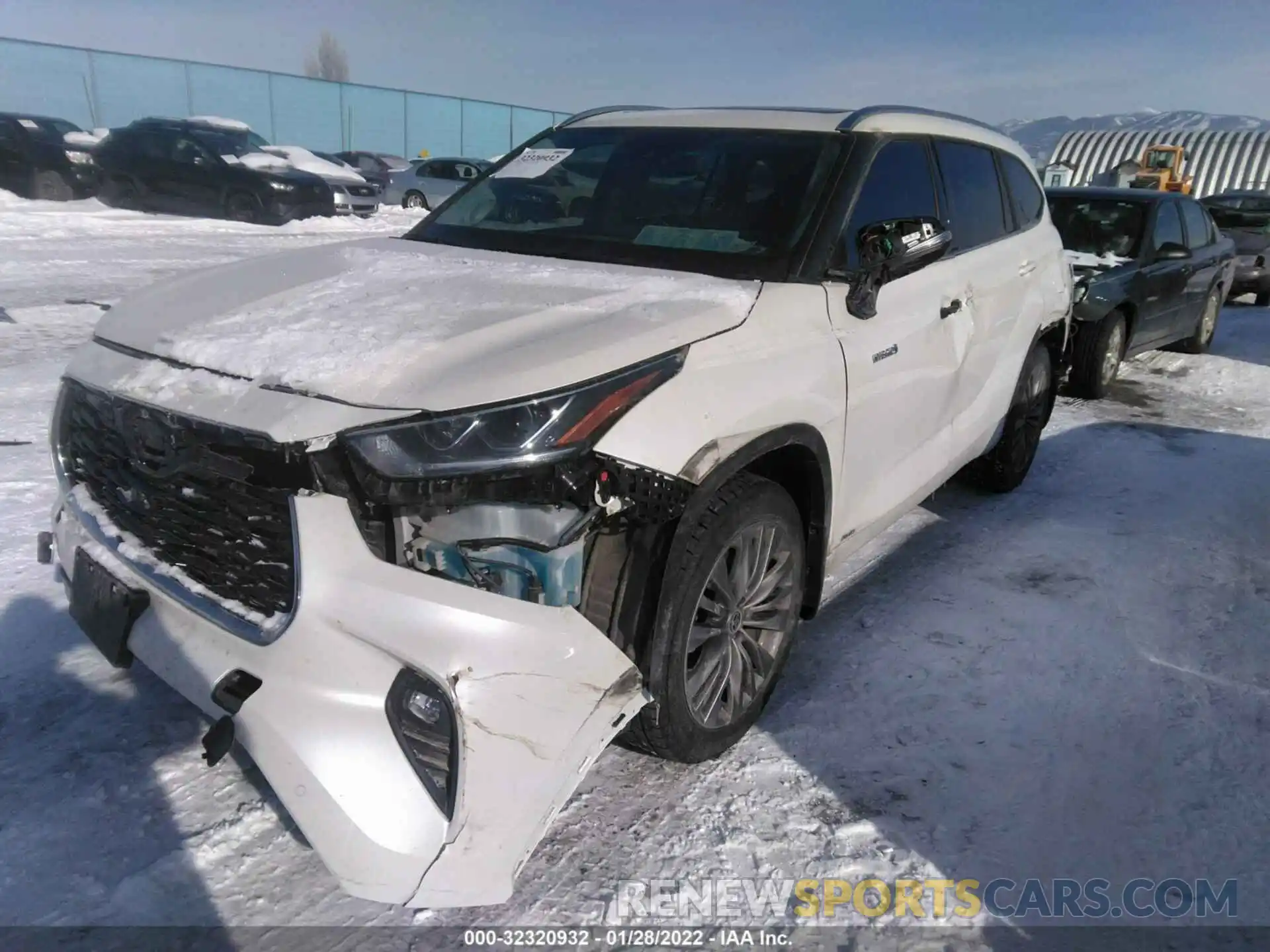 6 Photograph of a damaged car 5TDEBRCH0LS010261 TOYOTA HIGHLANDER 2020