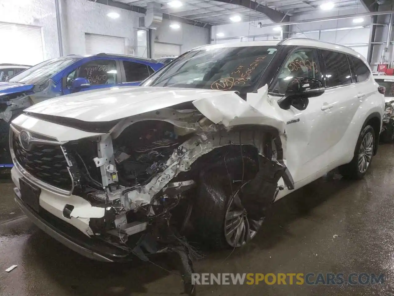 2 Photograph of a damaged car 5TDEBRCH0LS013970 TOYOTA HIGHLANDER 2020