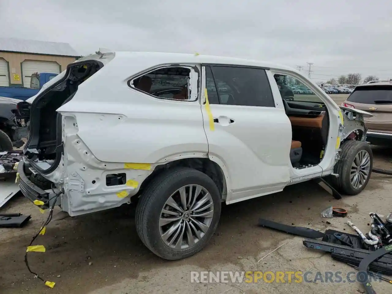 3 Photograph of a damaged car 5TDEBRCH0LS014357 TOYOTA HIGHLANDER 2020