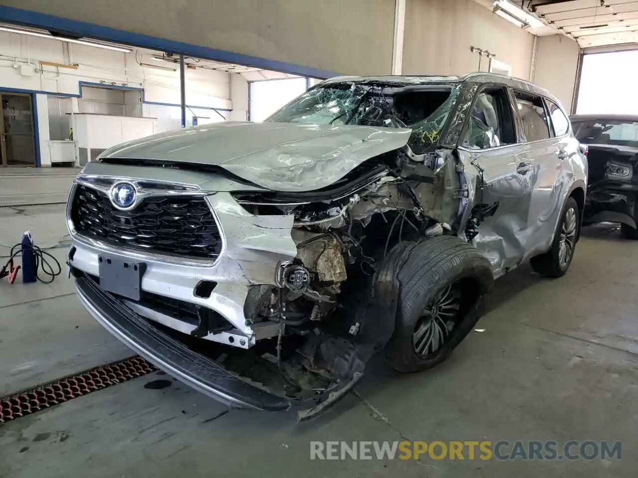 2 Photograph of a damaged car 5TDEBRCH1LS014089 TOYOTA HIGHLANDER 2020