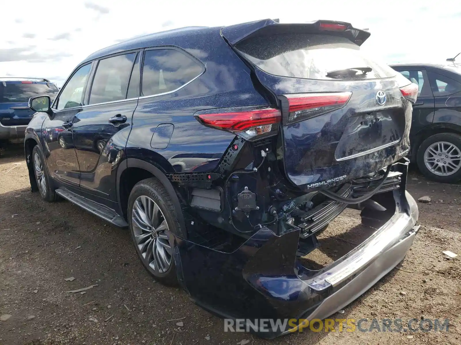 3 Photograph of a damaged car 5TDEBRCH2LS000783 TOYOTA HIGHLANDER 2020