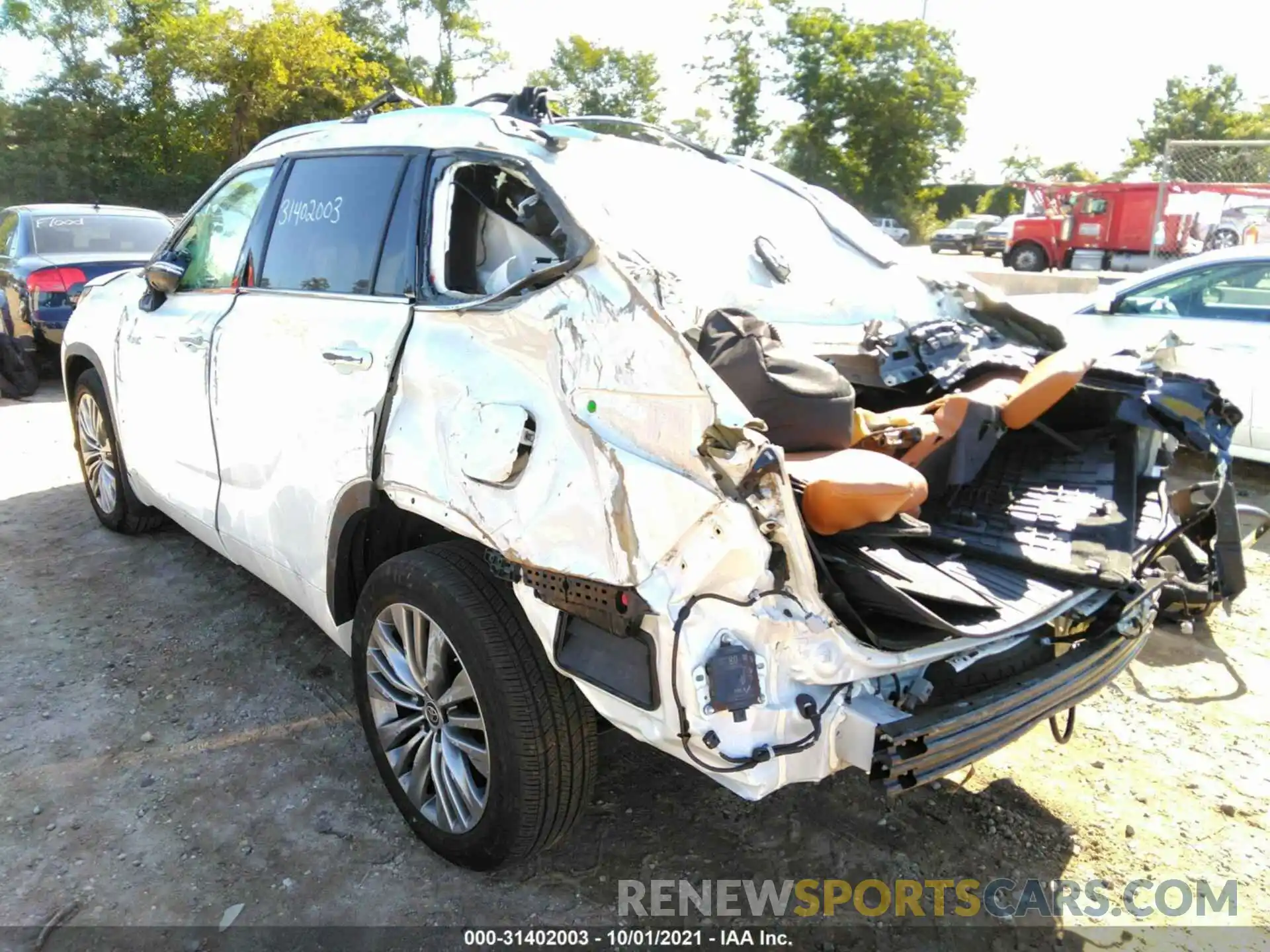 3 Photograph of a damaged car 5TDEBRCH2LS006633 TOYOTA HIGHLANDER 2020