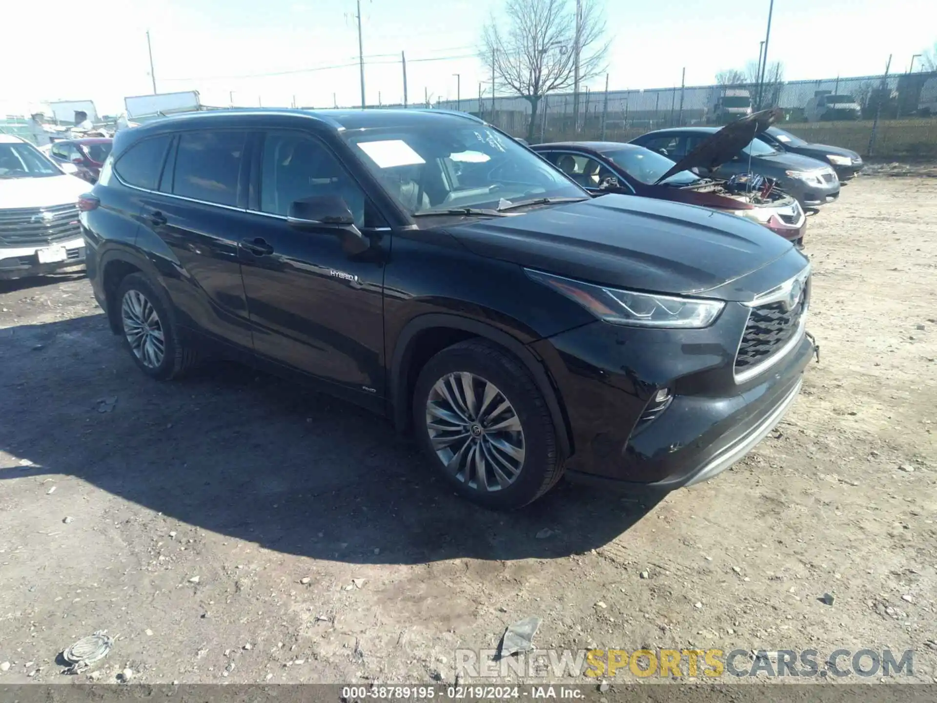 1 Photograph of a damaged car 5TDEBRCH2LS008706 TOYOTA HIGHLANDER 2020