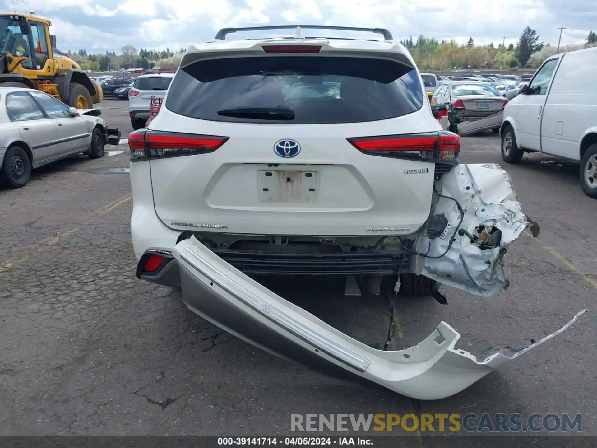 15 Photograph of a damaged car 5TDEBRCH2LS011993 TOYOTA HIGHLANDER 2020