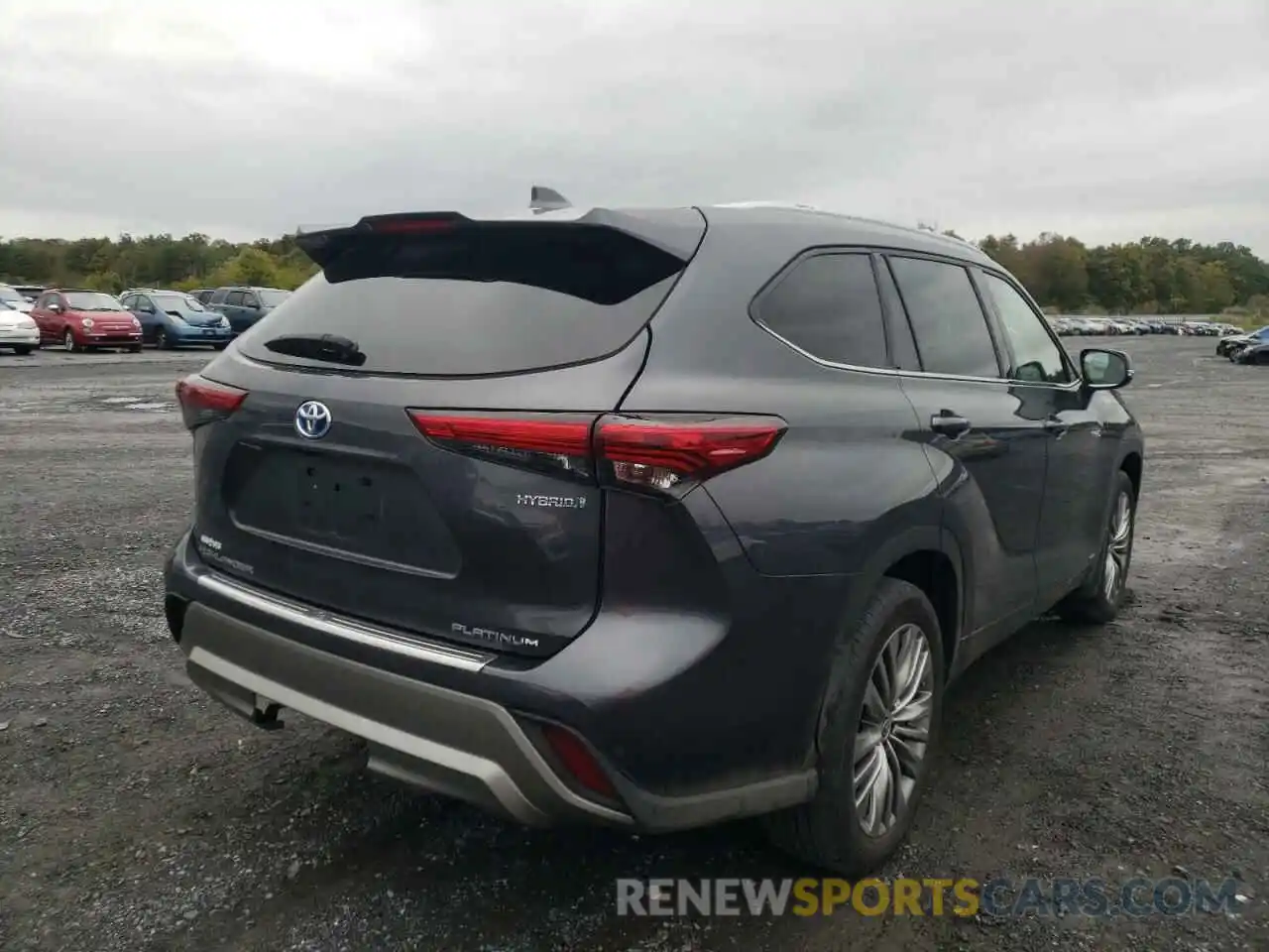 4 Photograph of a damaged car 5TDEBRCH3LS004177 TOYOTA HIGHLANDER 2020