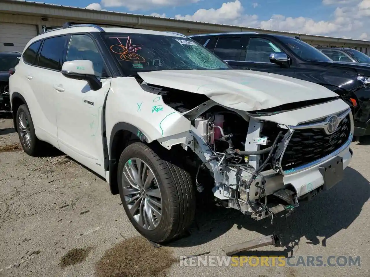 1 Photograph of a damaged car 5TDEBRCH4LS003507 TOYOTA HIGHLANDER 2020