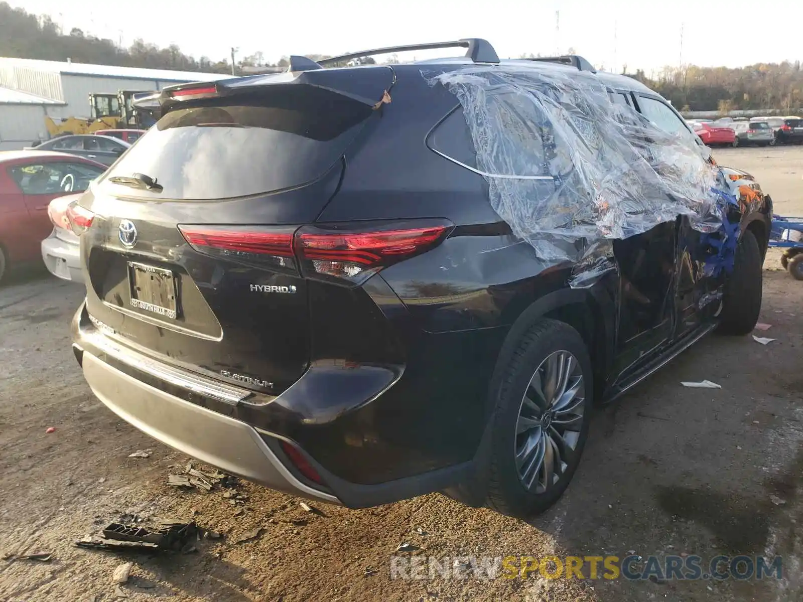 4 Photograph of a damaged car 5TDEBRCH6LS003153 TOYOTA HIGHLANDER 2020