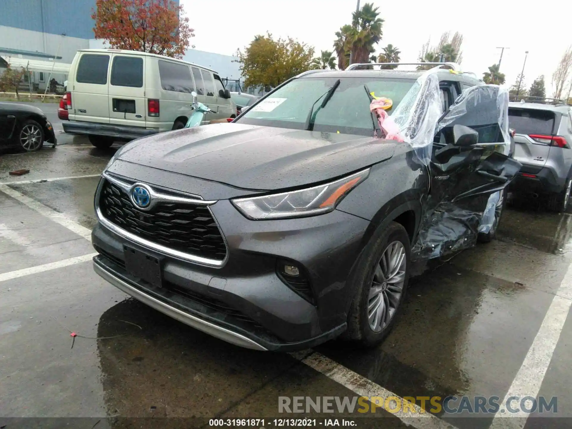 2 Photograph of a damaged car 5TDEBRCH7LS011357 TOYOTA HIGHLANDER 2020