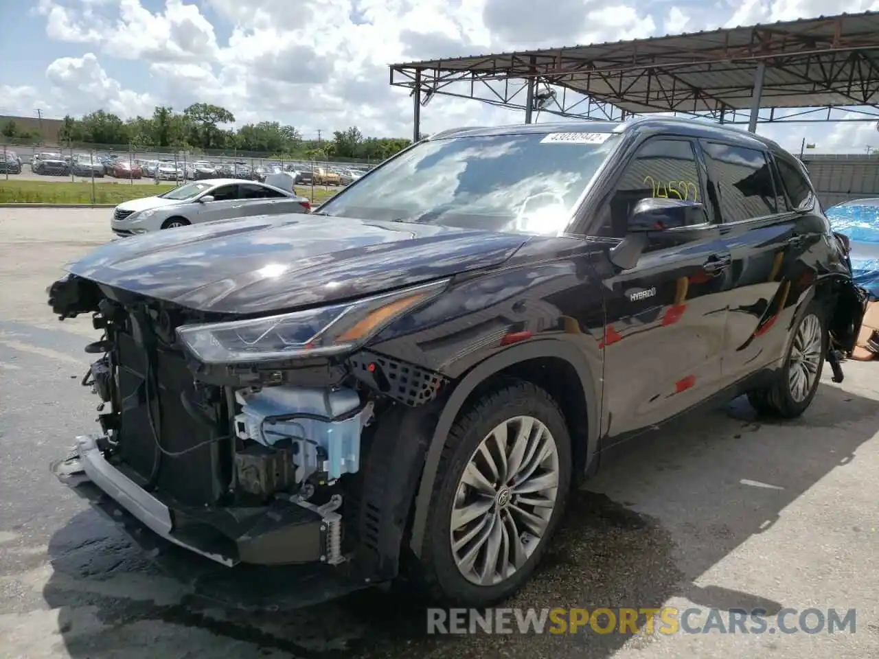 2 Photograph of a damaged car 5TDFARAH2LS001068 TOYOTA HIGHLANDER 2020