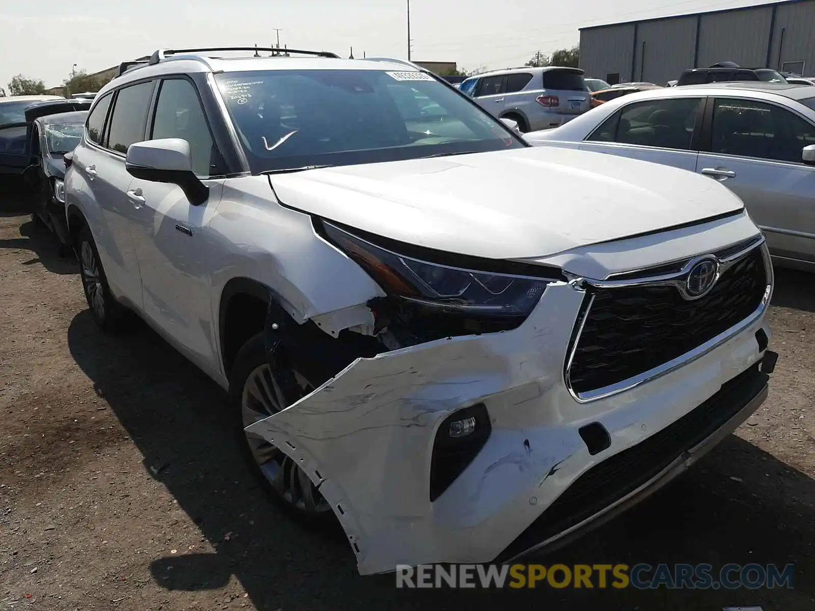 1 Photograph of a damaged car 5TDFARAH9LS003190 TOYOTA HIGHLANDER 2020