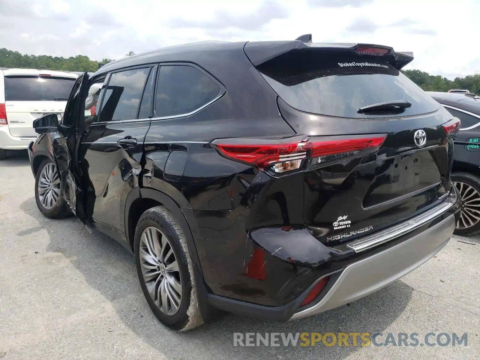 3 Photograph of a damaged car 5TDFZRAH0LS002535 TOYOTA HIGHLANDER 2020