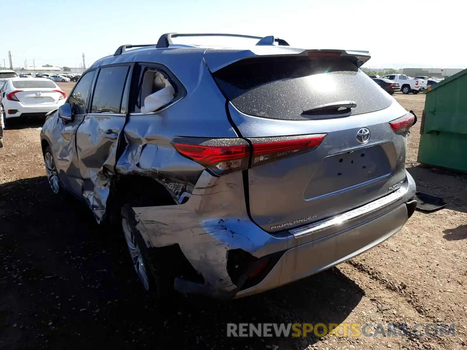 3 Photograph of a damaged car 5TDFZRAH0LS029881 TOYOTA HIGHLANDER 2020