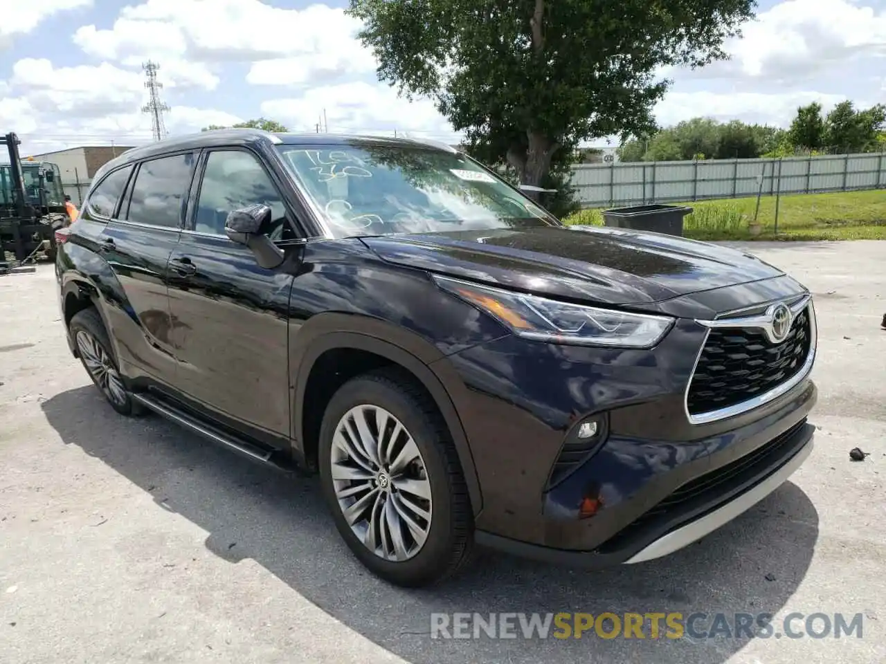 1 Photograph of a damaged car 5TDFZRAH4LS008578 TOYOTA HIGHLANDER 2020