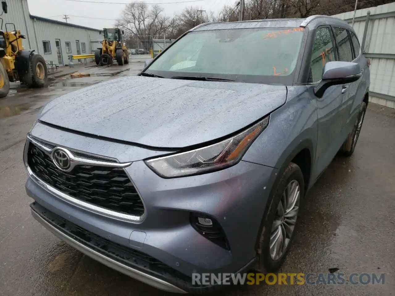 2 Photograph of a damaged car 5TDFZRAH4LS025686 TOYOTA HIGHLANDER 2020