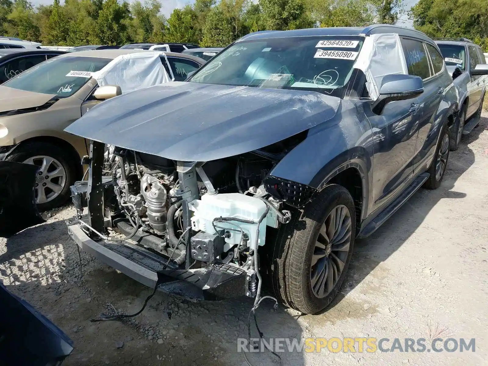 2 Photograph of a damaged car 5TDFZRAH5LS013319 TOYOTA HIGHLANDER 2020