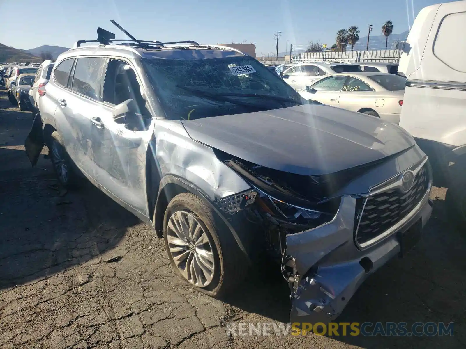 1 Photograph of a damaged car 5TDFZRAH7LS019879 TOYOTA HIGHLANDER 2020