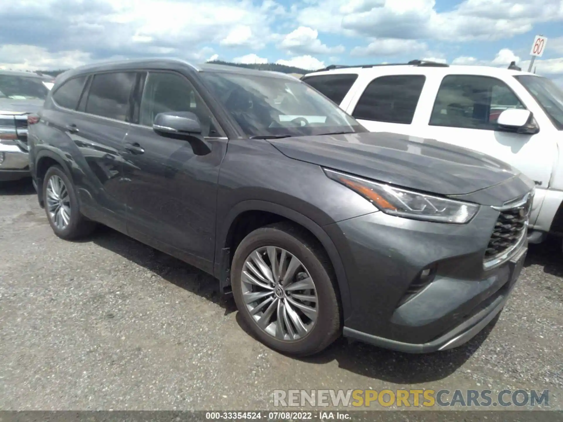 1 Photograph of a damaged car 5TDFZRBH0LS041463 TOYOTA HIGHLANDER 2020