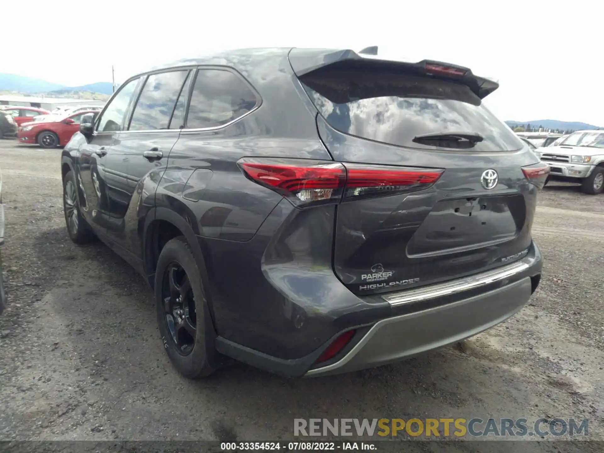 3 Photograph of a damaged car 5TDFZRBH0LS041463 TOYOTA HIGHLANDER 2020