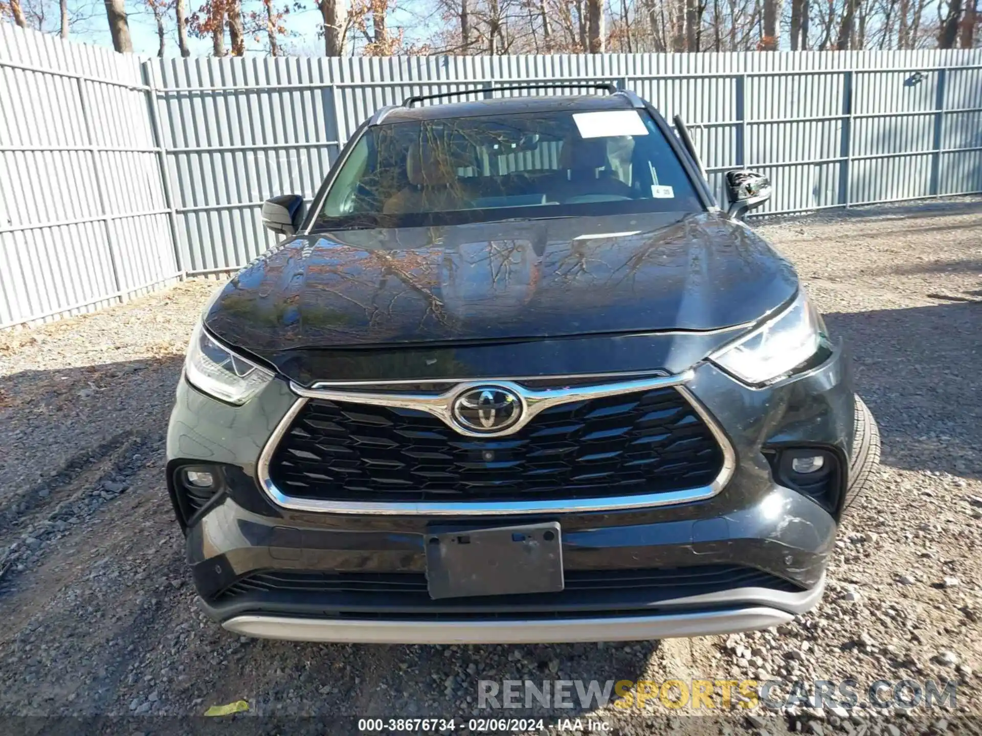 12 Photograph of a damaged car 5TDFZRBH1LS021657 TOYOTA HIGHLANDER 2020