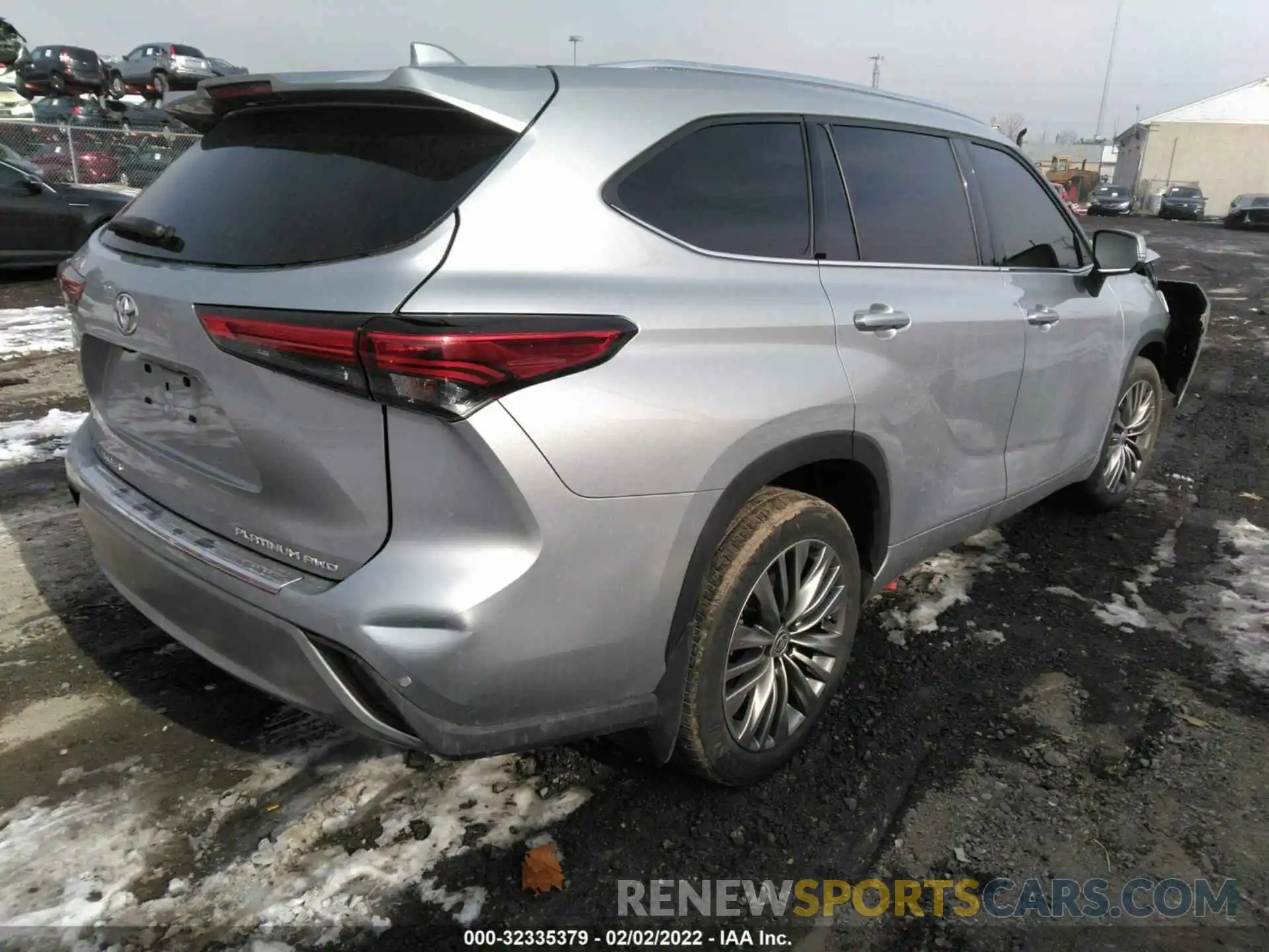 4 Photograph of a damaged car 5TDFZRBH1LS022386 TOYOTA HIGHLANDER 2020