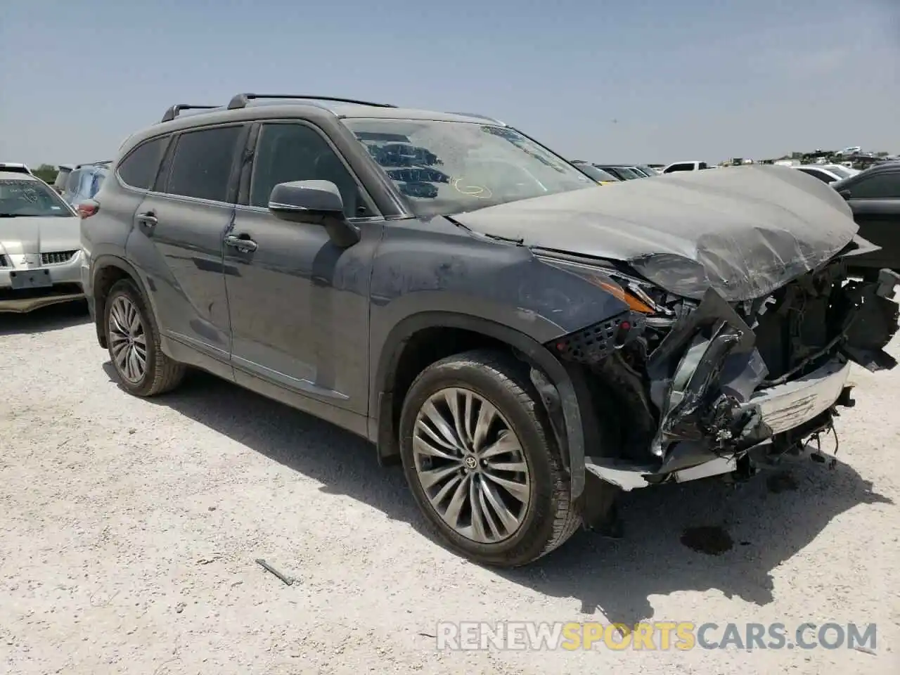 1 Photograph of a damaged car 5TDFZRBH2LS017293 TOYOTA HIGHLANDER 2020