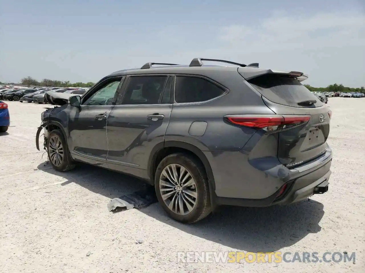 3 Photograph of a damaged car 5TDFZRBH2LS017293 TOYOTA HIGHLANDER 2020