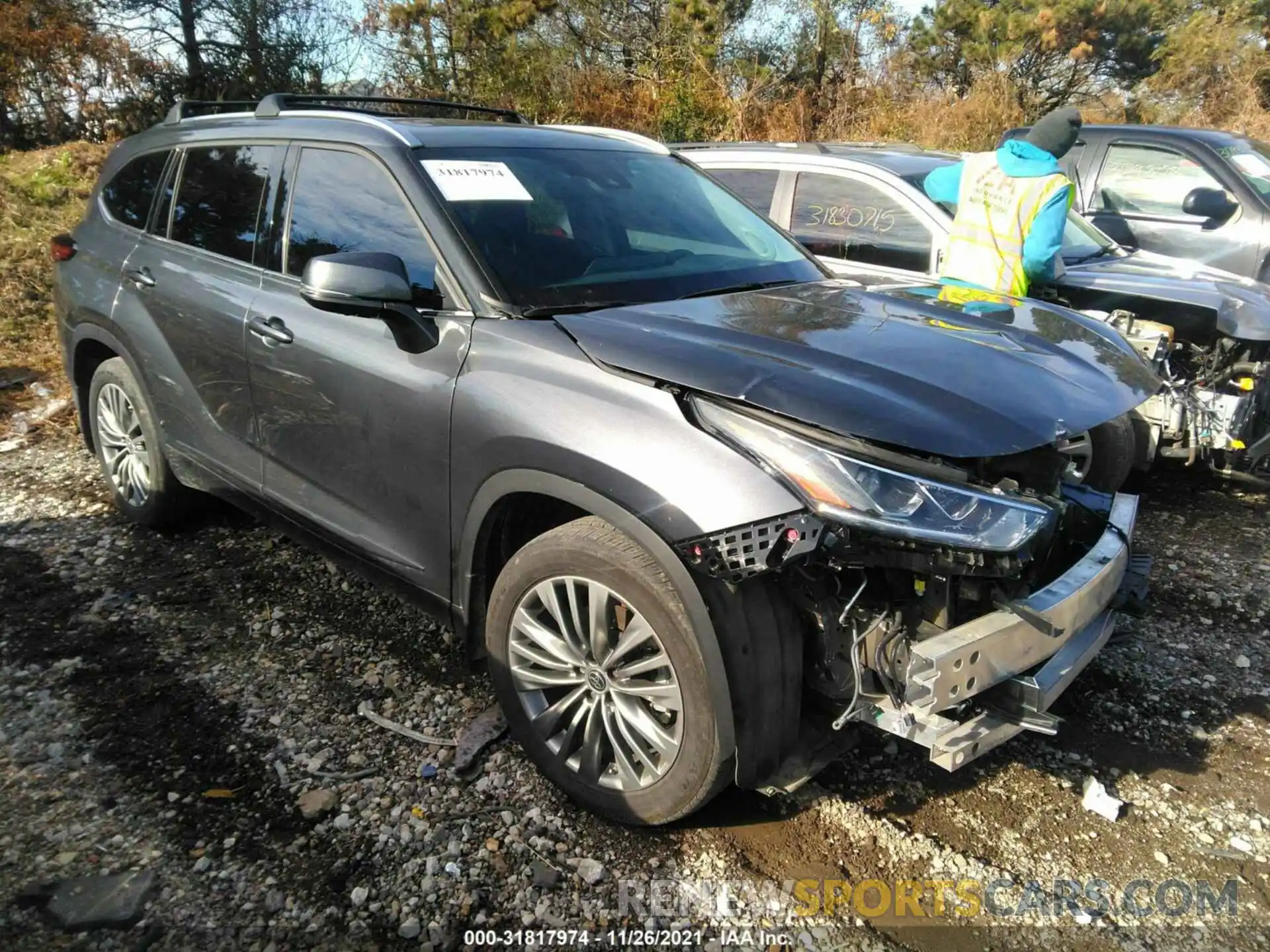 1 Photograph of a damaged car 5TDFZRBH2LS018377 TOYOTA HIGHLANDER 2020